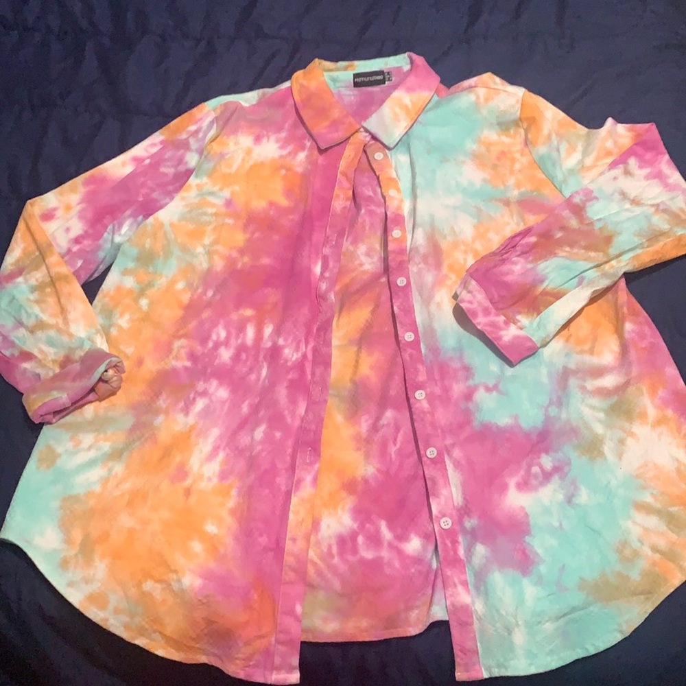 PrettyLittleThing Top